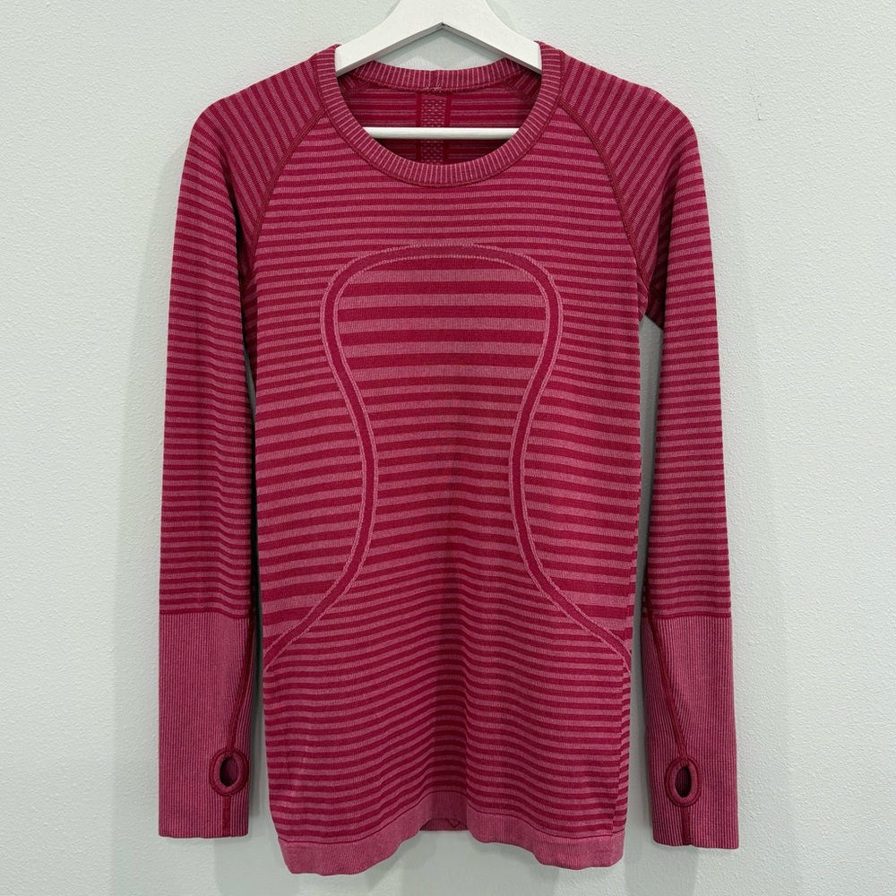 Lululemon Swiftly Tech Long Sleeve Crew
Heathered Berry Rumble 6